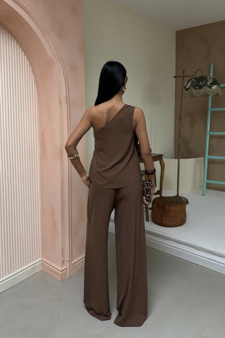 Conjunto Morgan - Elegancia y Versatilidad