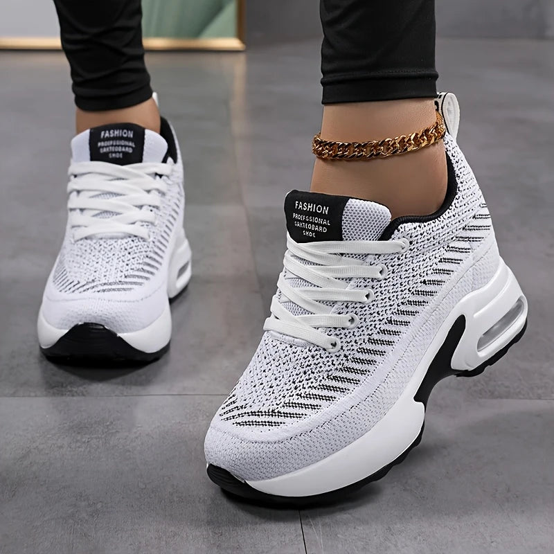 Romi - Deportiva con Plataforma Ultra Cómoda