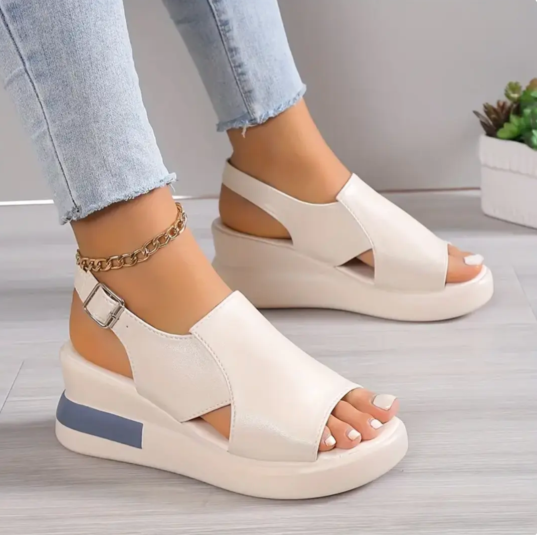Valentina - Chancleta Ajustable