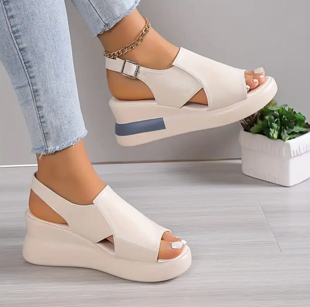 Valentina - Chancleta Ajustable