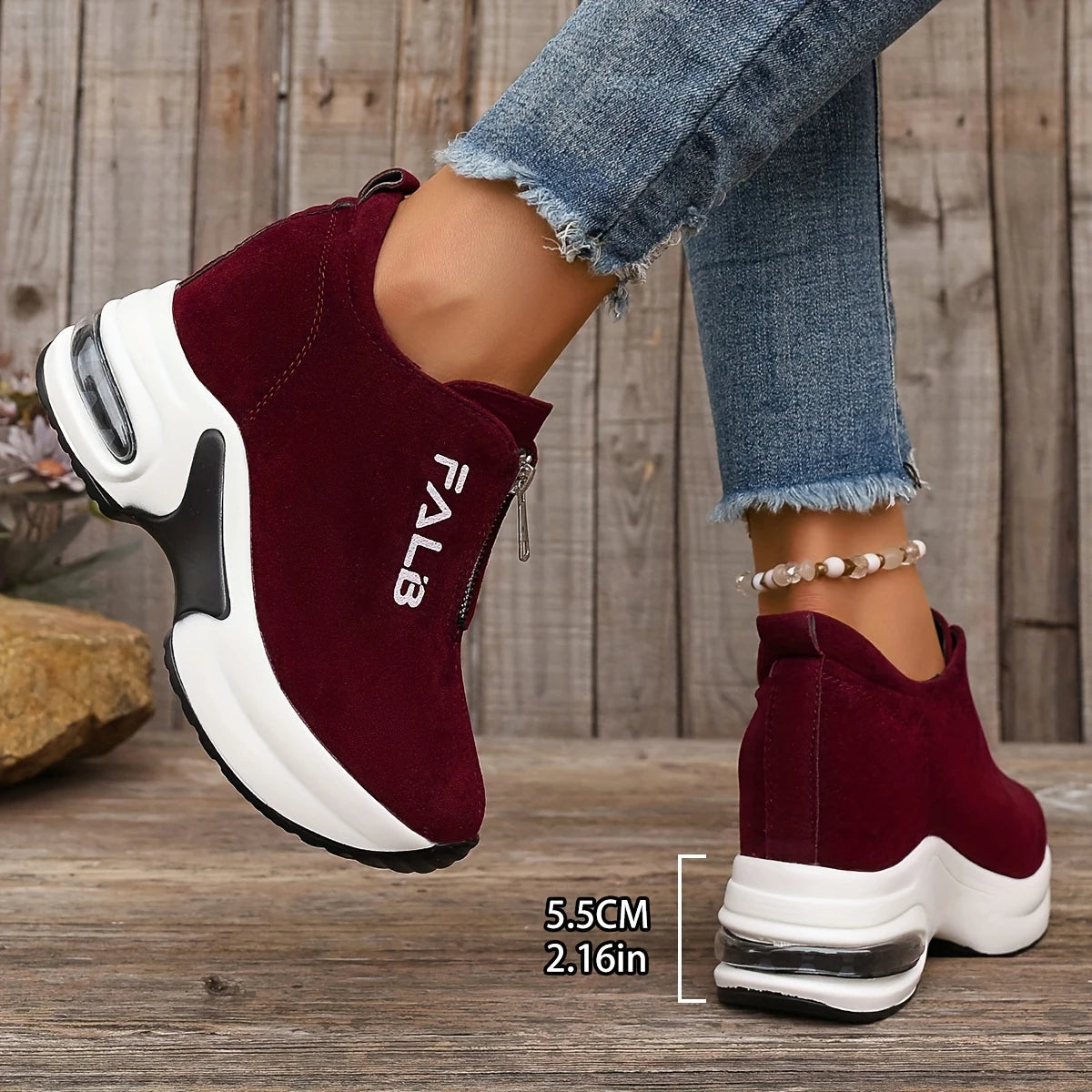 Julietta - Deportiva con Plataforma de Piel