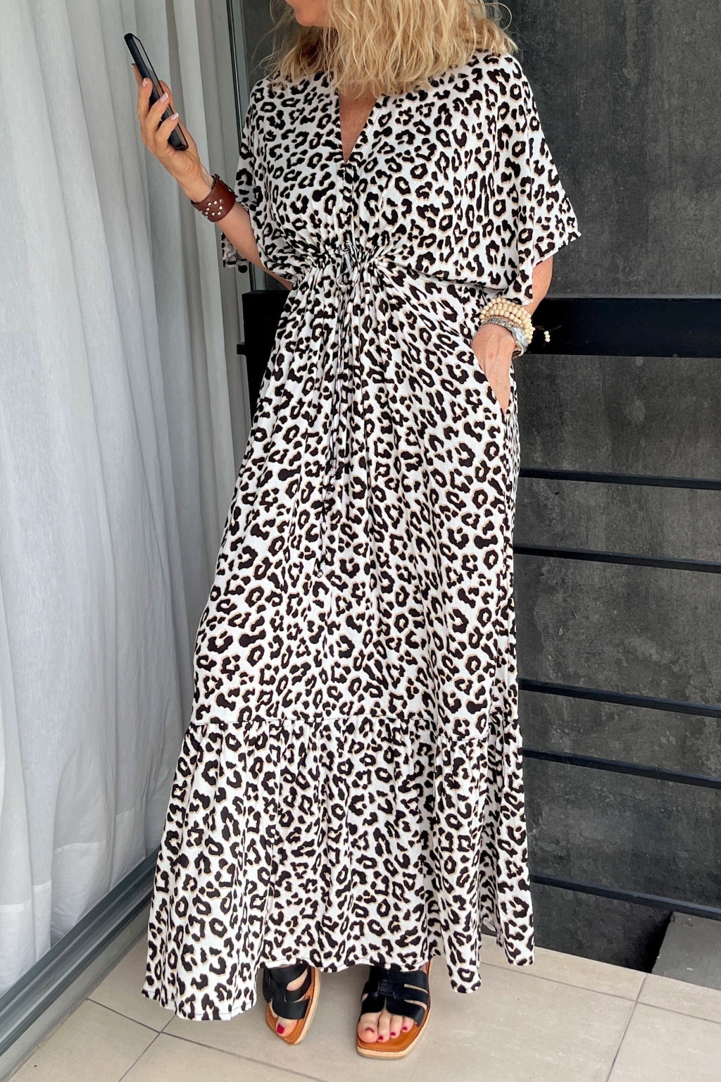 Vestido Animal Print de Media Manga – Liviano y Holgado