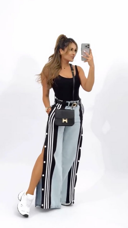 COCO - Jean Con Apertura Lateral Ajustable